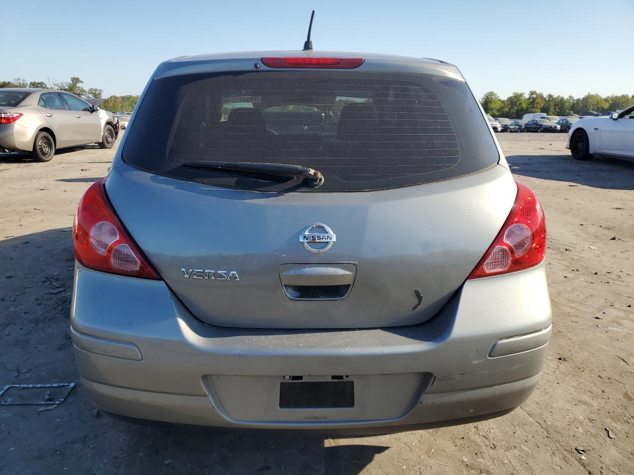 3N1BC13E88L351138 2008 Nissan Versa S