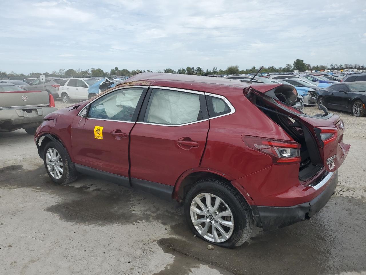 JN1BJ1CV4LW251837 2020 NISSAN ROGUE - Image 2