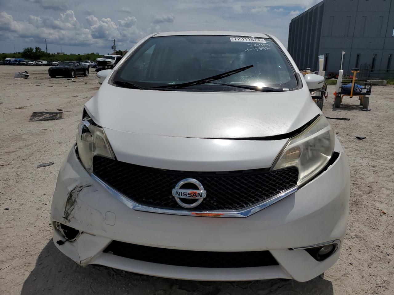 2015 Nissan Versa - Image 5