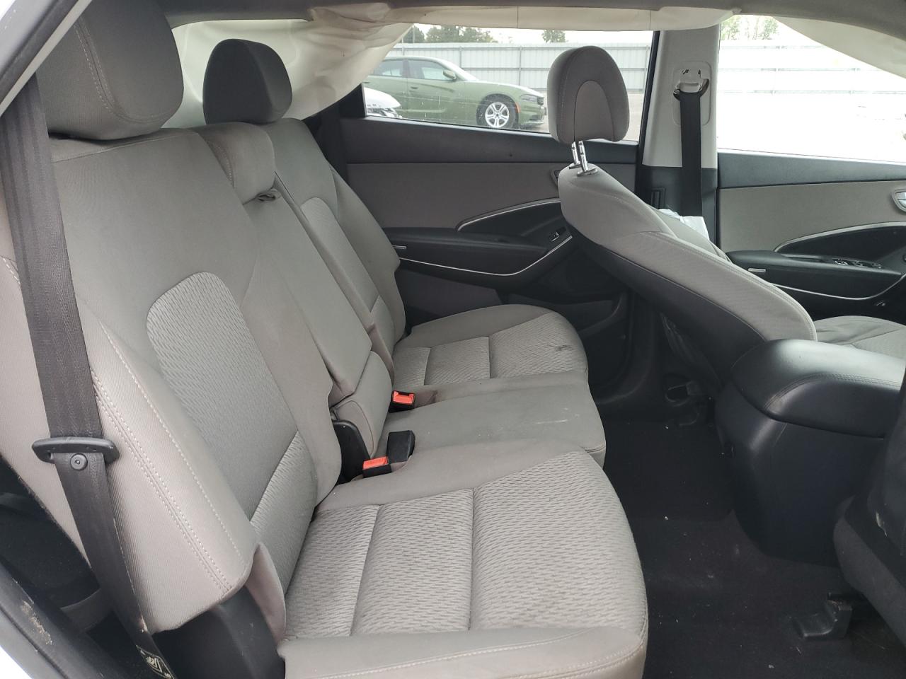 2017 Hyundai Santa Fe Se VIN: KM8SM4HF1HU200186 Lot: 72538284
