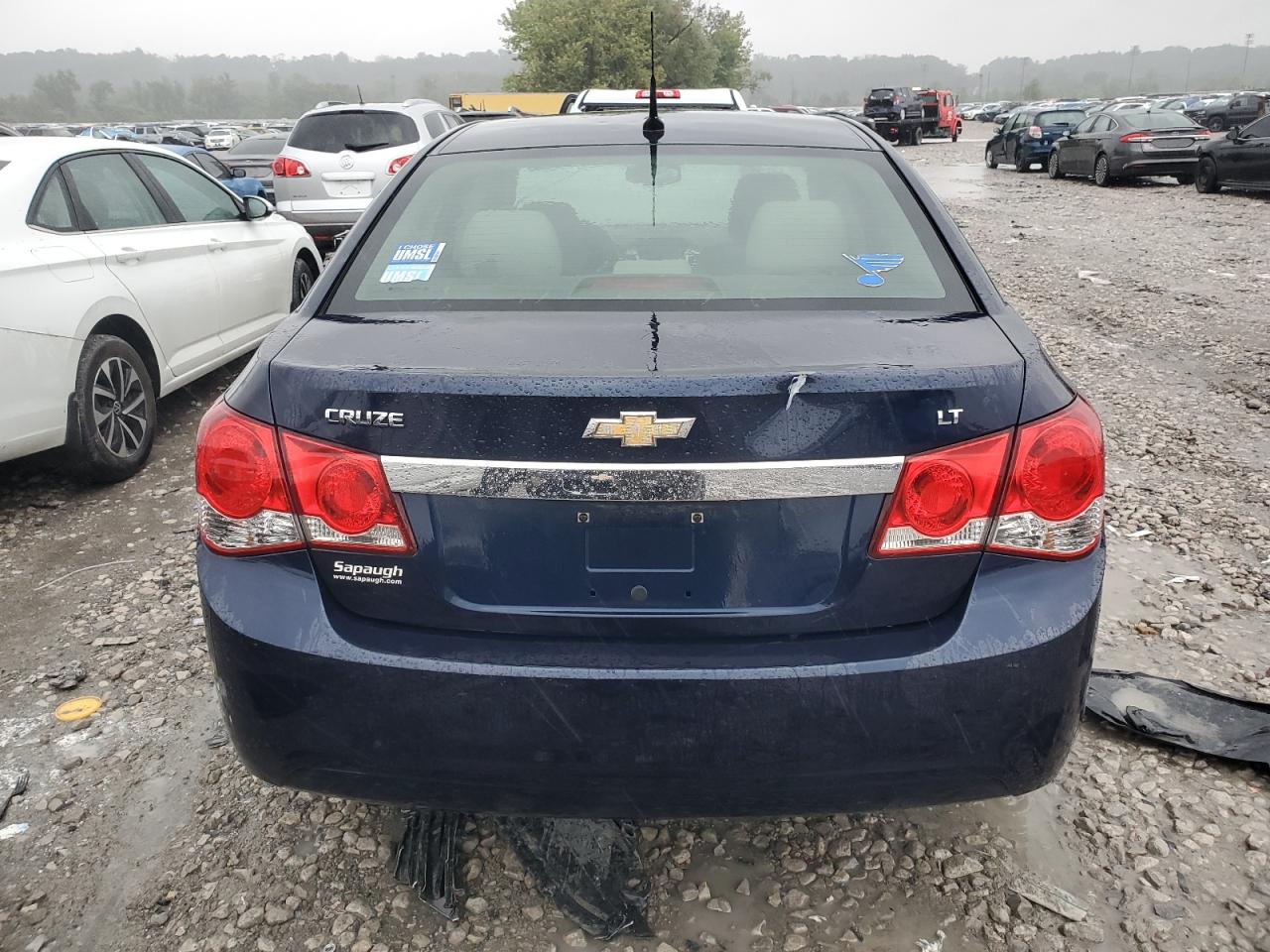 1G1PF5S90B7161800 2011 Chevrolet Cruze Lt