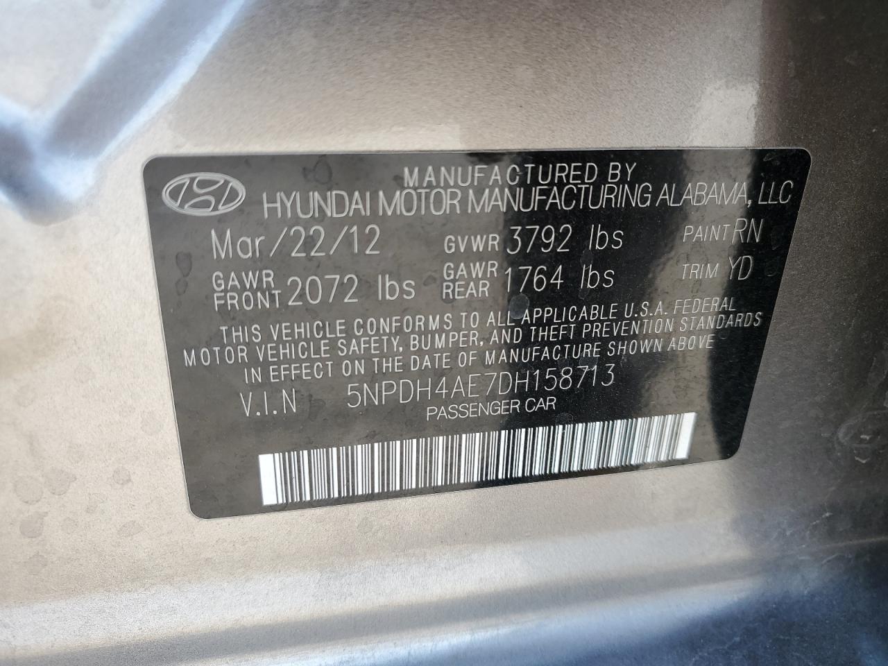 2013 Hyundai Elantra - Image 14