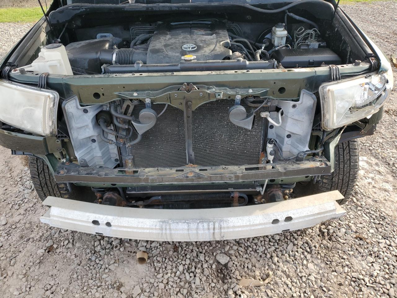 2012 Toyota Tundra - Image 11