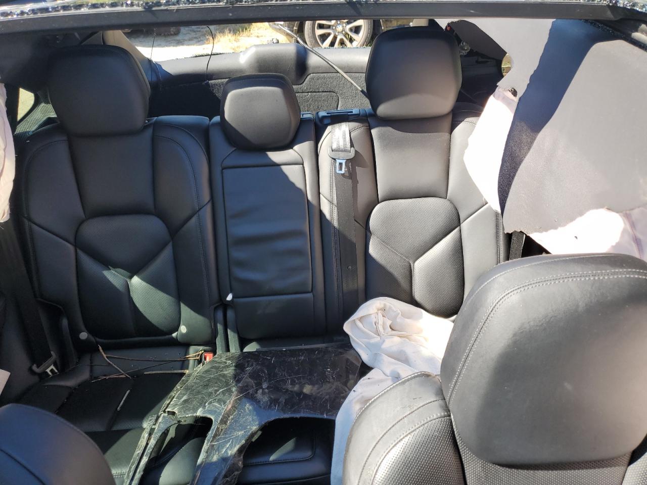 2016 Porsche Cayenne - Image 10