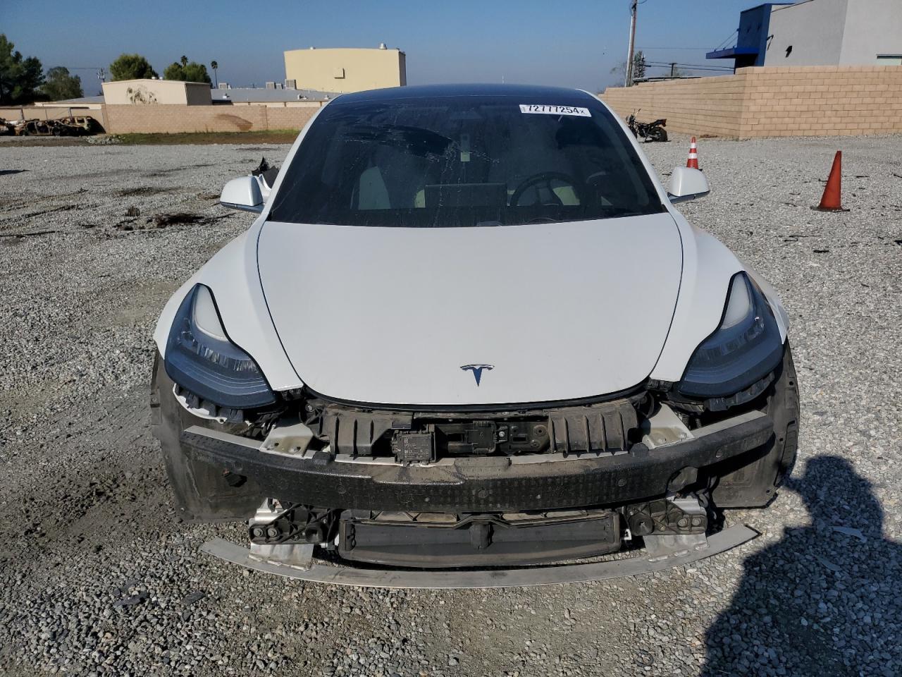 5YJ3E1EB1KF437864 2019 Tesla Model 3