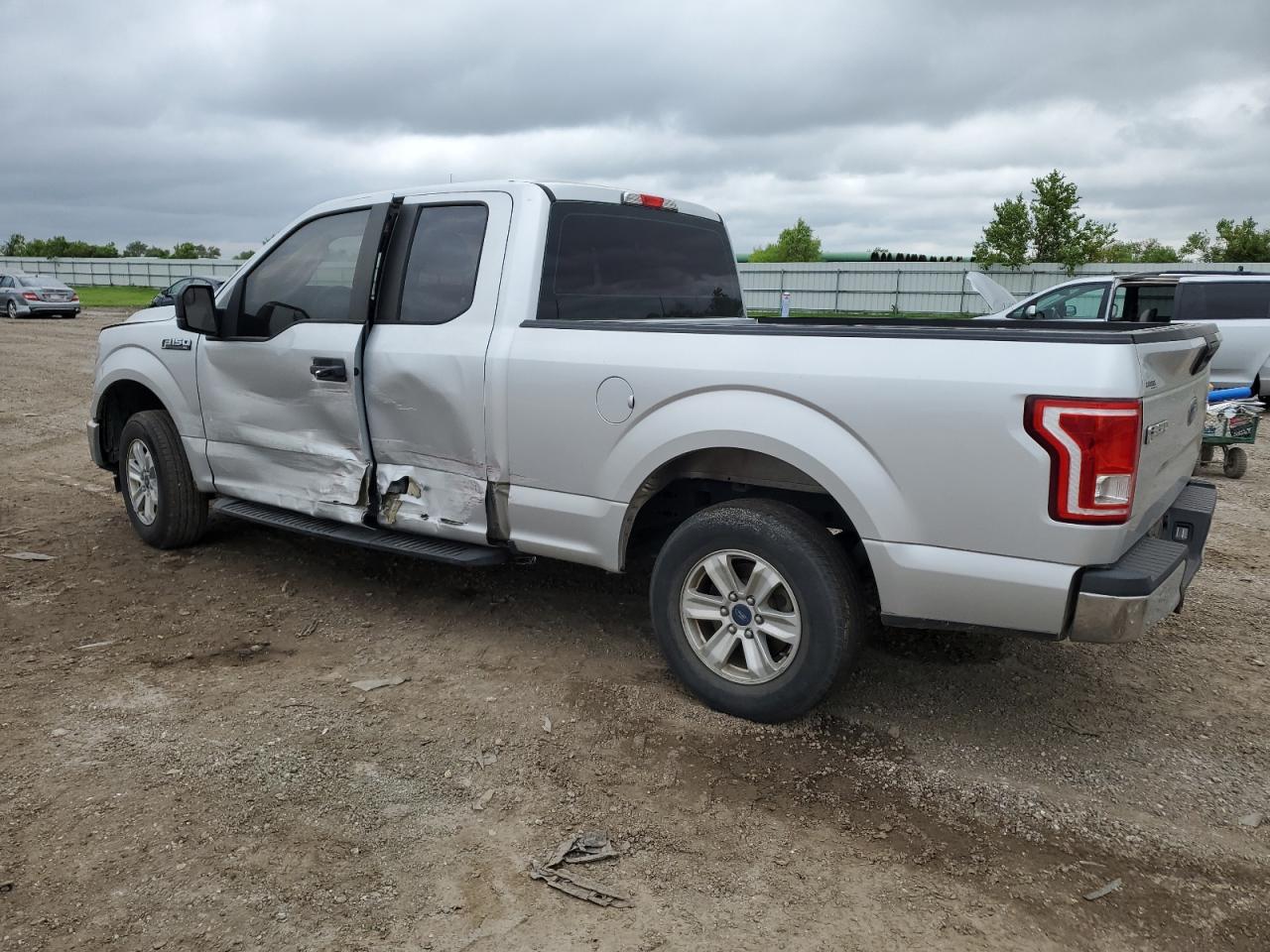2017 Ford F-150 - Image 2