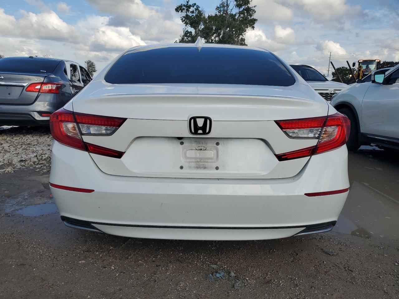 2018 Honda Accord Exl VIN: 1HGCV1F58JA039956 Lot: 73809534