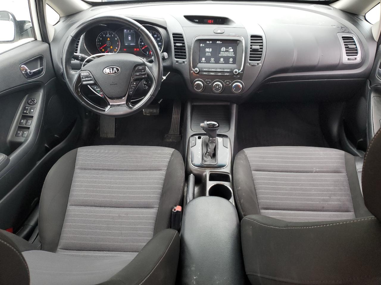 3KPFL4A73HE103243 2017 Kia Forte Lx