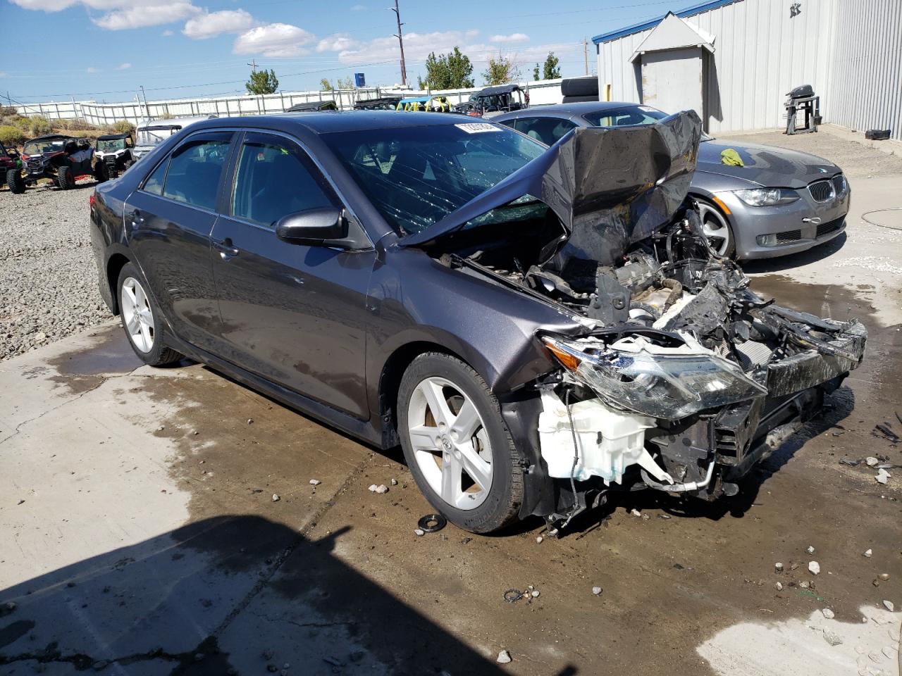 VIN 4T1BF1FK9EU447136 2014 TOYOTA CAMRY no.4