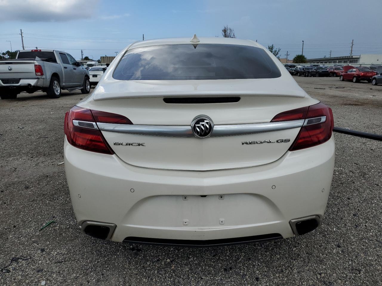 2G4GT5GX7F9277342 2015 Buick Regal Gs