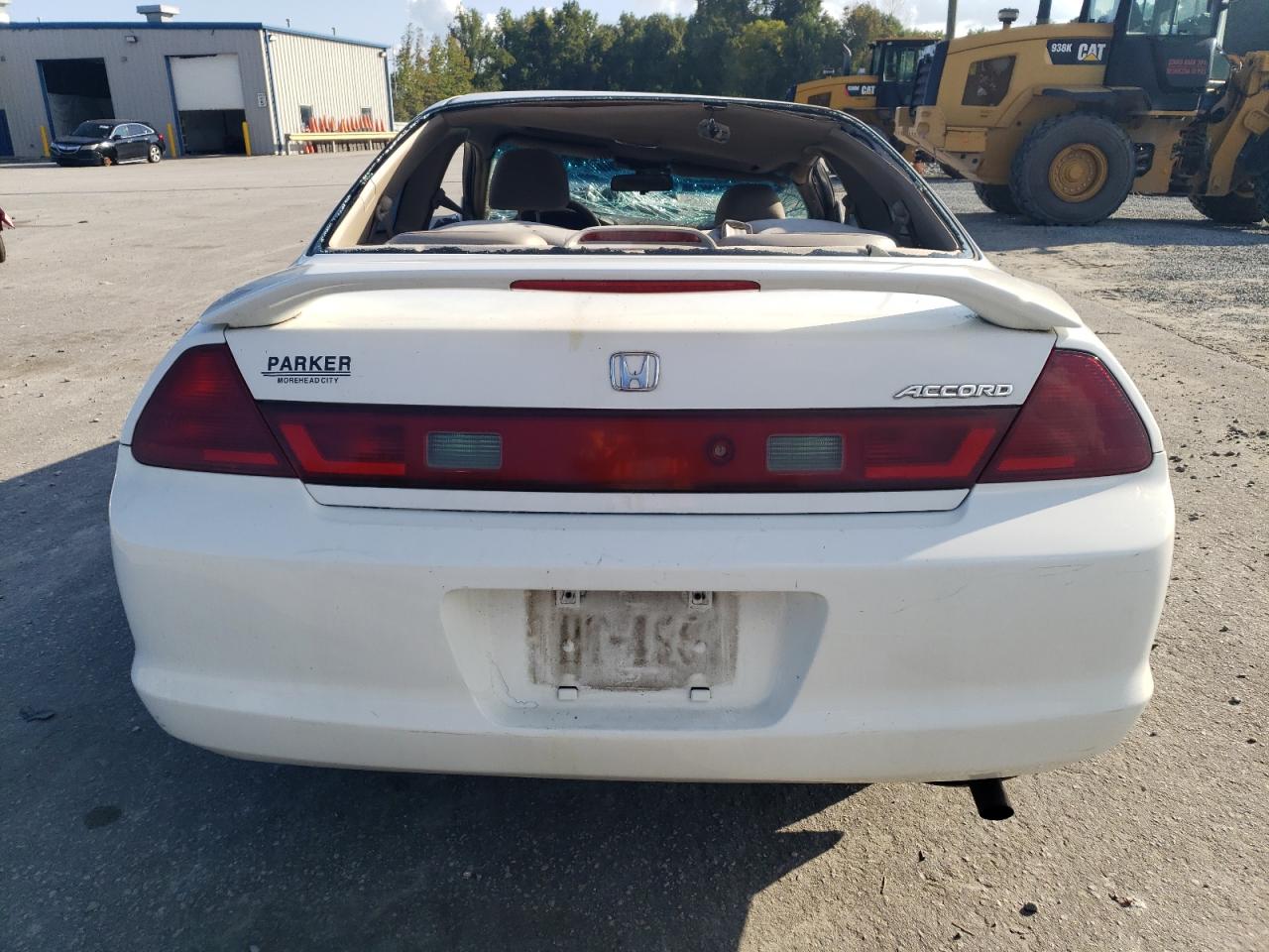 1999 Honda Accord Ex VIN: 1HGCG3271XA026598 Lot: 72608294