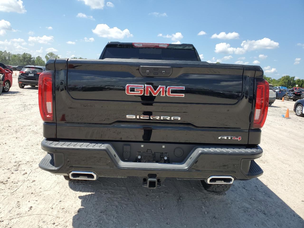 2024 GMC Sierra K1500 At4 VIN: 3GTUUEEL2RG339874 Lot: 69648234