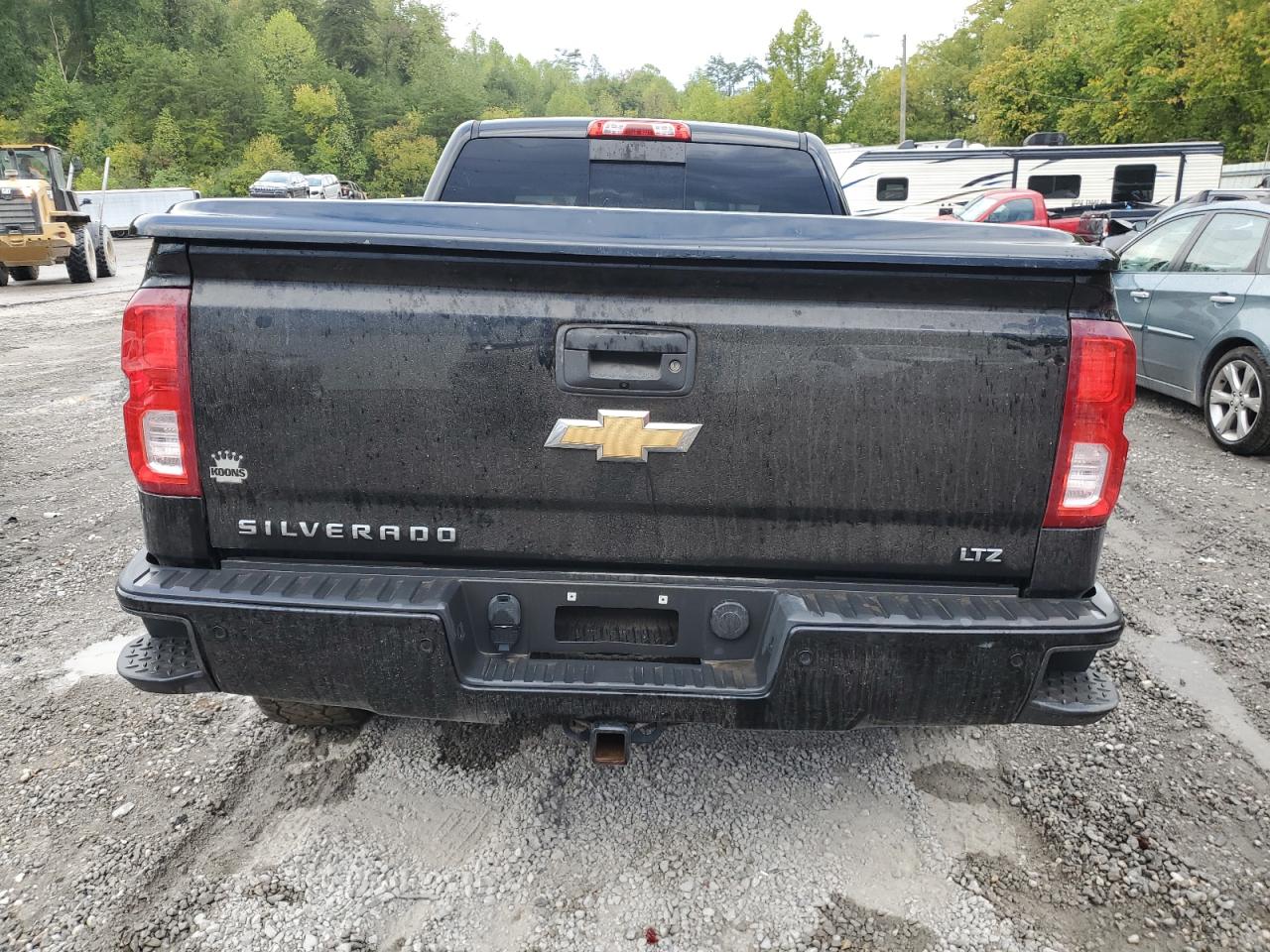 2016 Chevrolet Silverado - Image 6