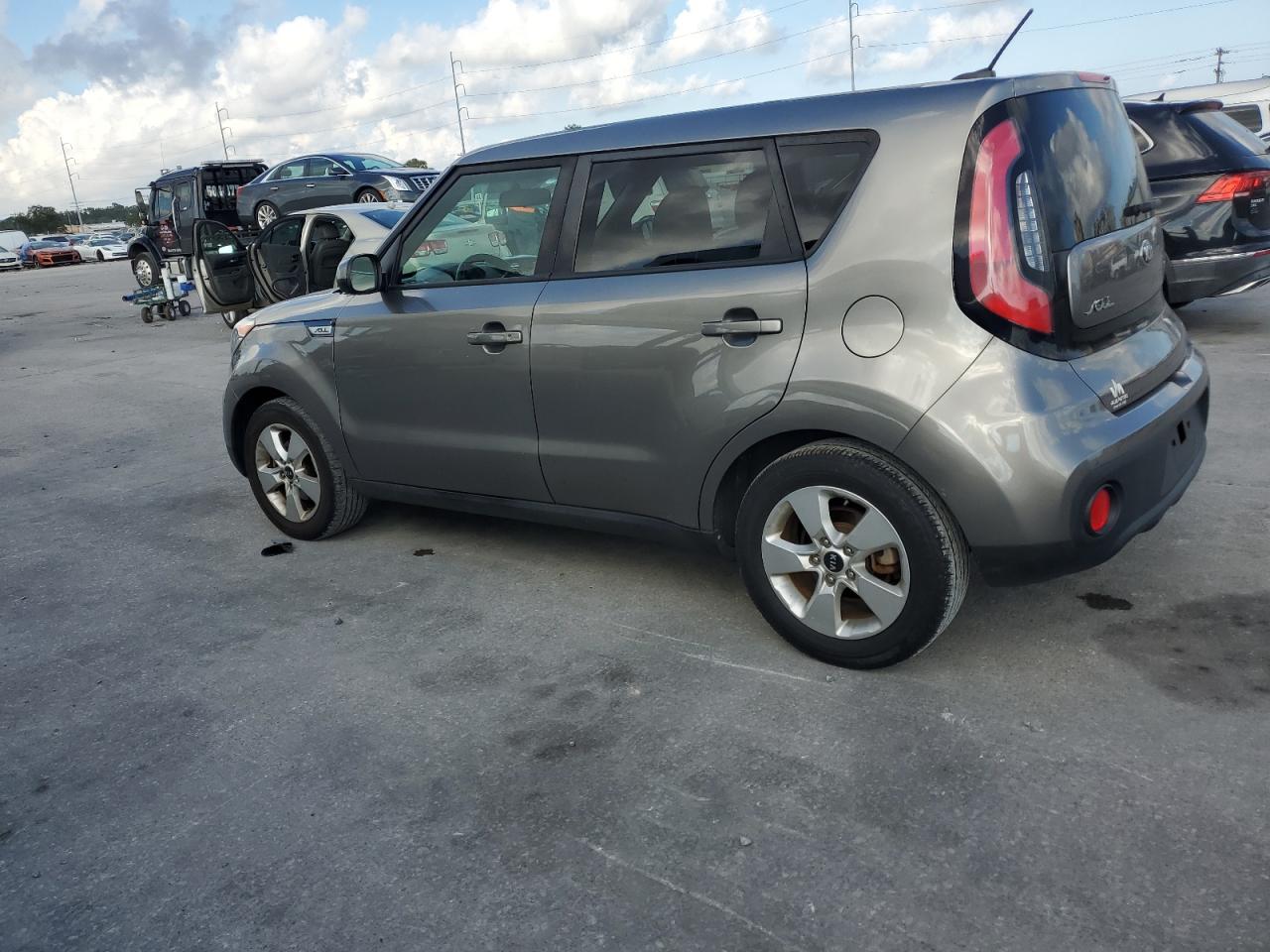 2018 Kia Soul - Image 2