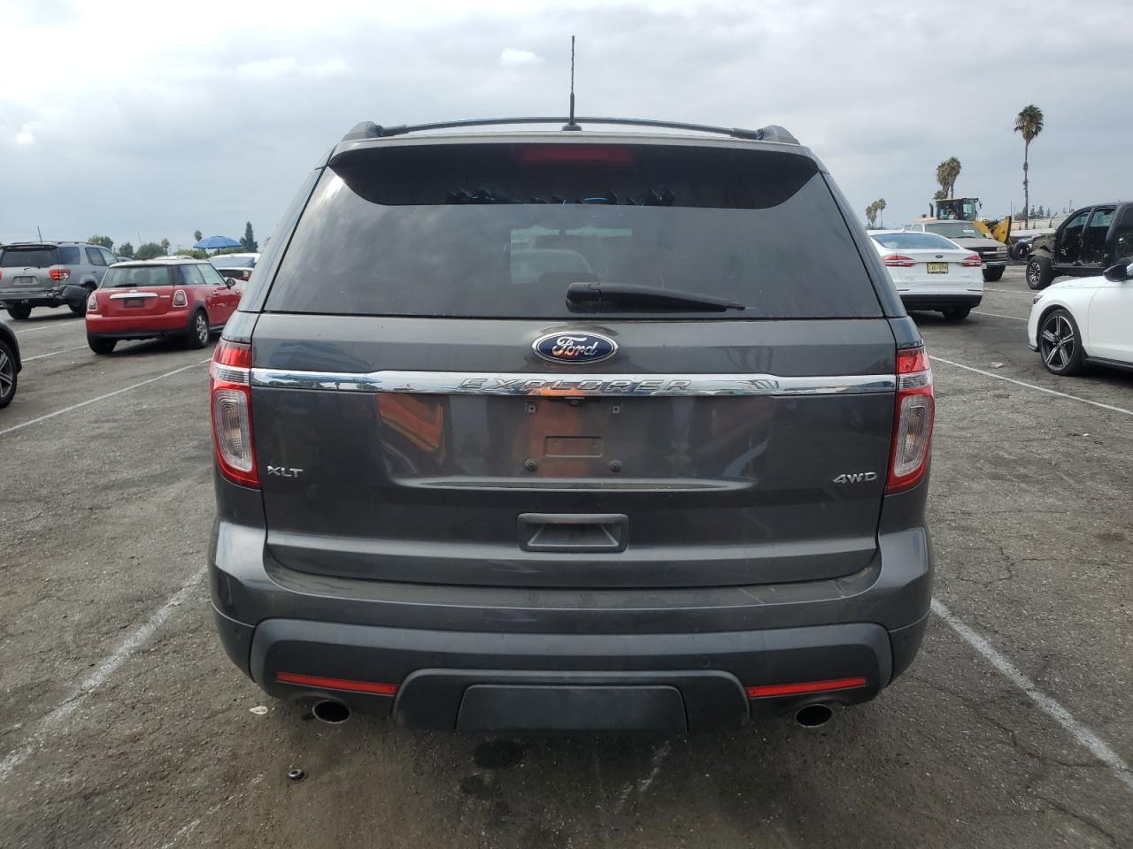 1FM5K8D8XFGC65633 2015 Ford Explorer Xlt