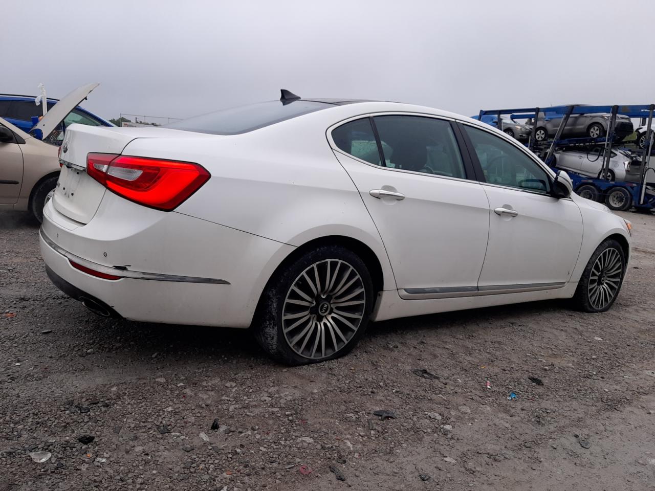 VIN KNALN4D78F5179698 2015 KIA CADENZA no.3