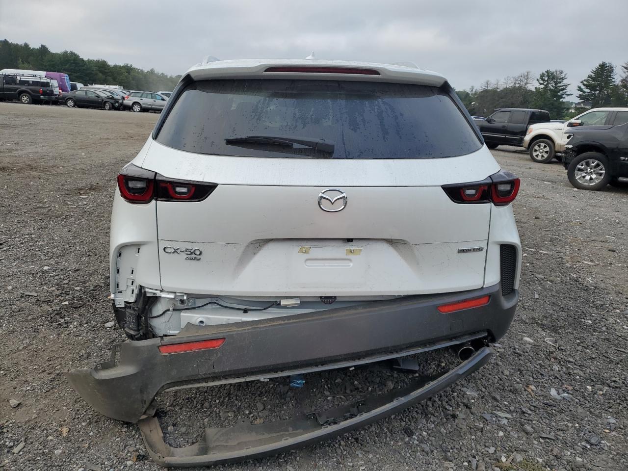 2024 Mazda CX-50 - Image 6