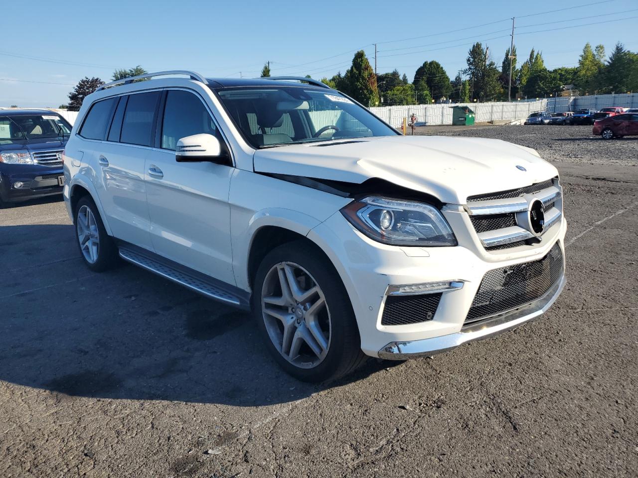 VIN 4JGDF7DE3FA441120 2015 MERCEDES-BENZ GL-CLASS no.4