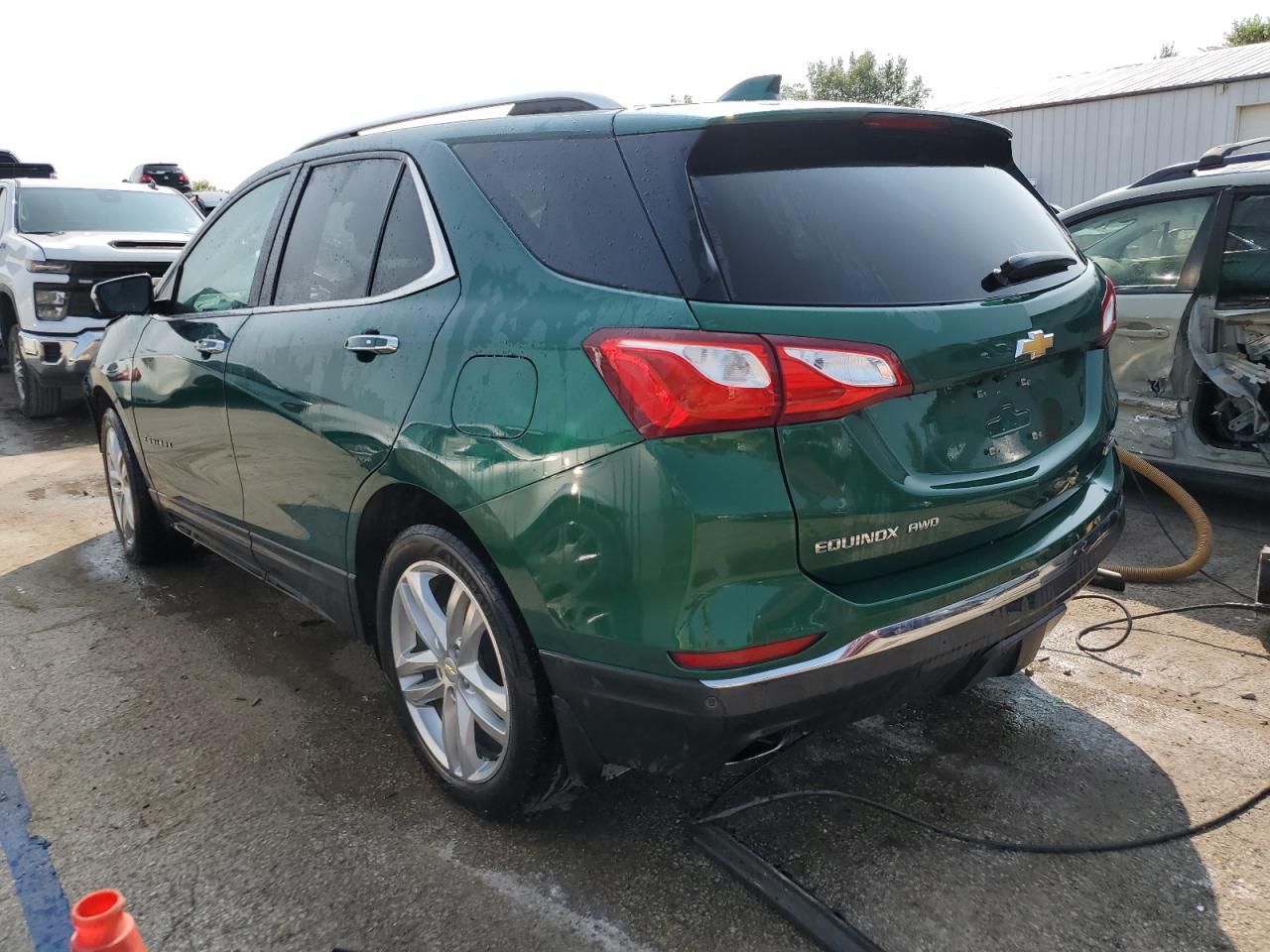 2GNAXWEX6J6212281 2018 CHEVROLET EQUINOX - Image 2