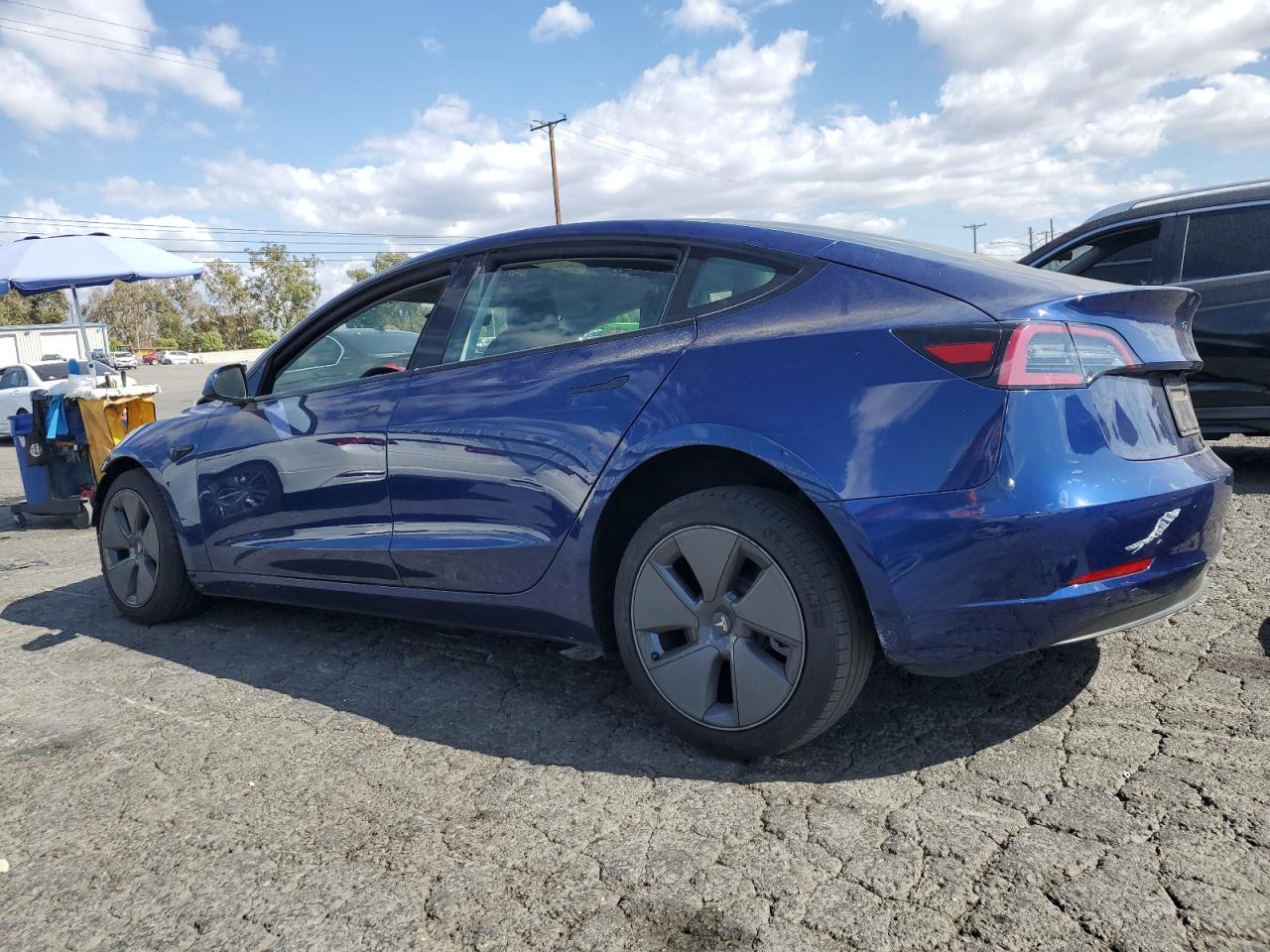 5YJ3E1EA0PF418933 2023 TESLA MODEL 3 - Image 2