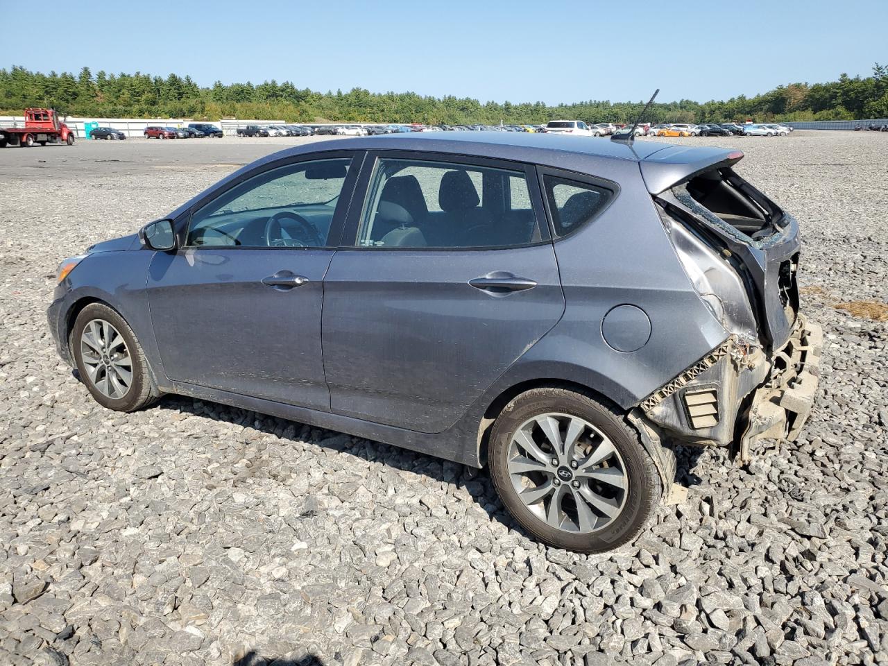 KMHCU5AE6HU334042 2017 HYUNDAI ACCENT - Image 2