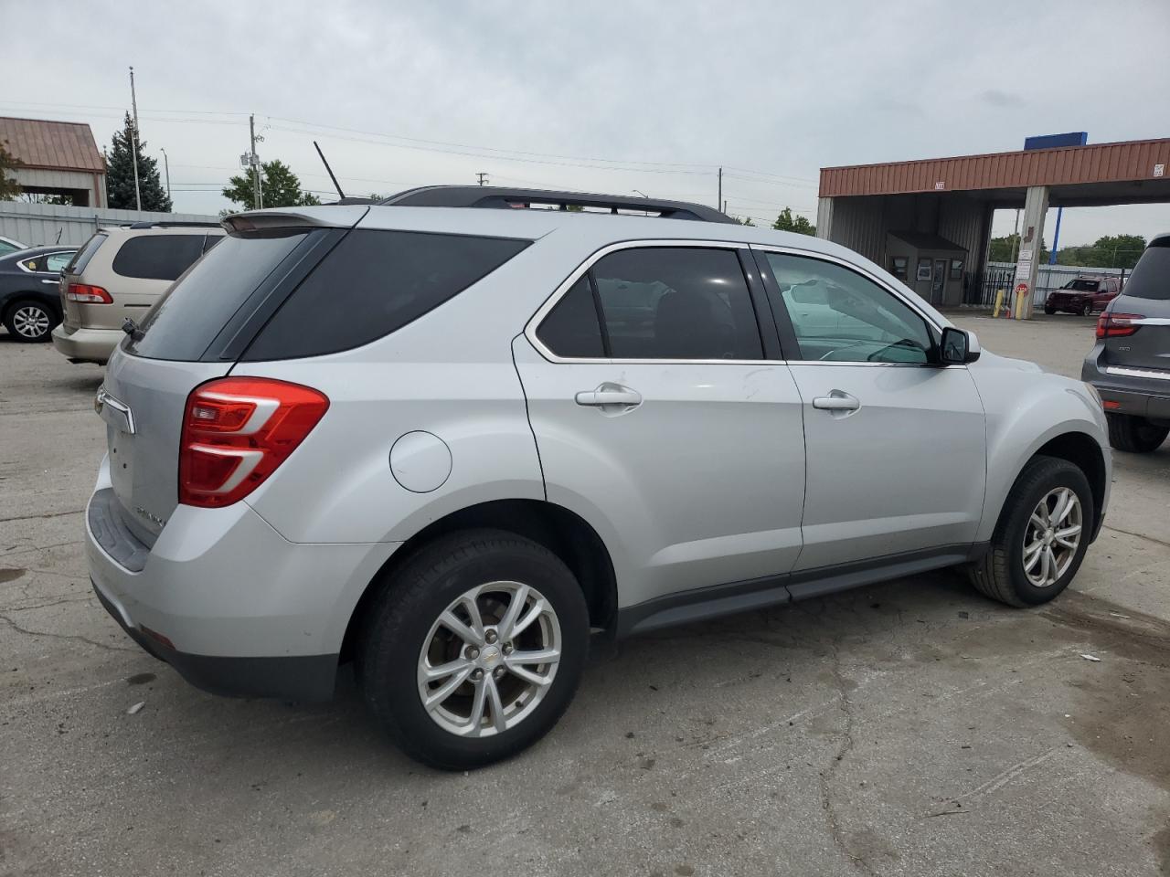 2016 Chevrolet Equinox - Image 3