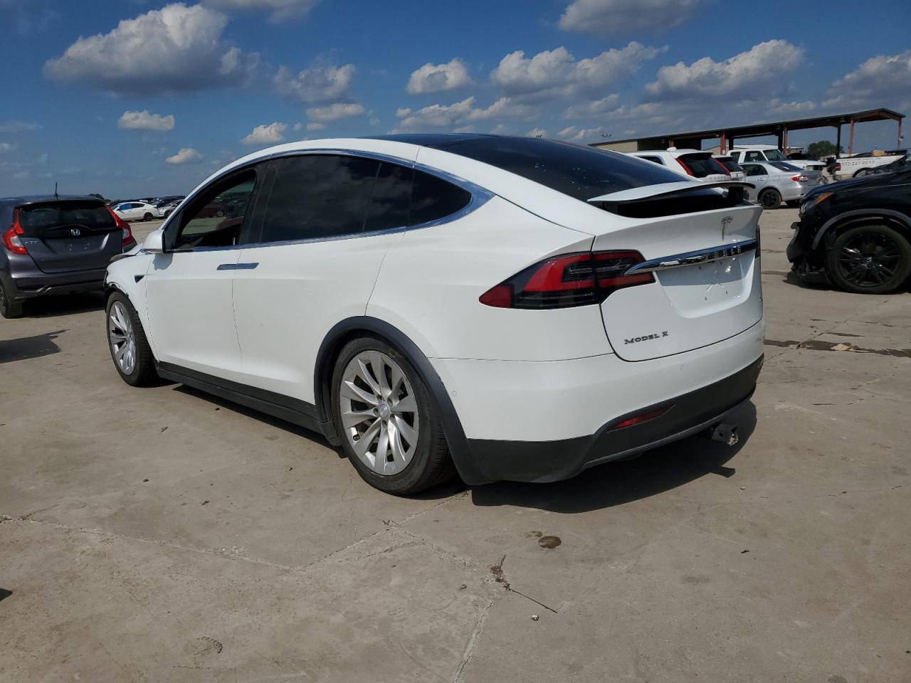 5YJXCAE20JF112371 2018 TESLA MODEL X - Image 2