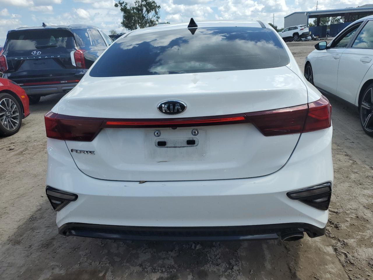 3KPF24AD7LE243927 2020 Kia Forte Fe