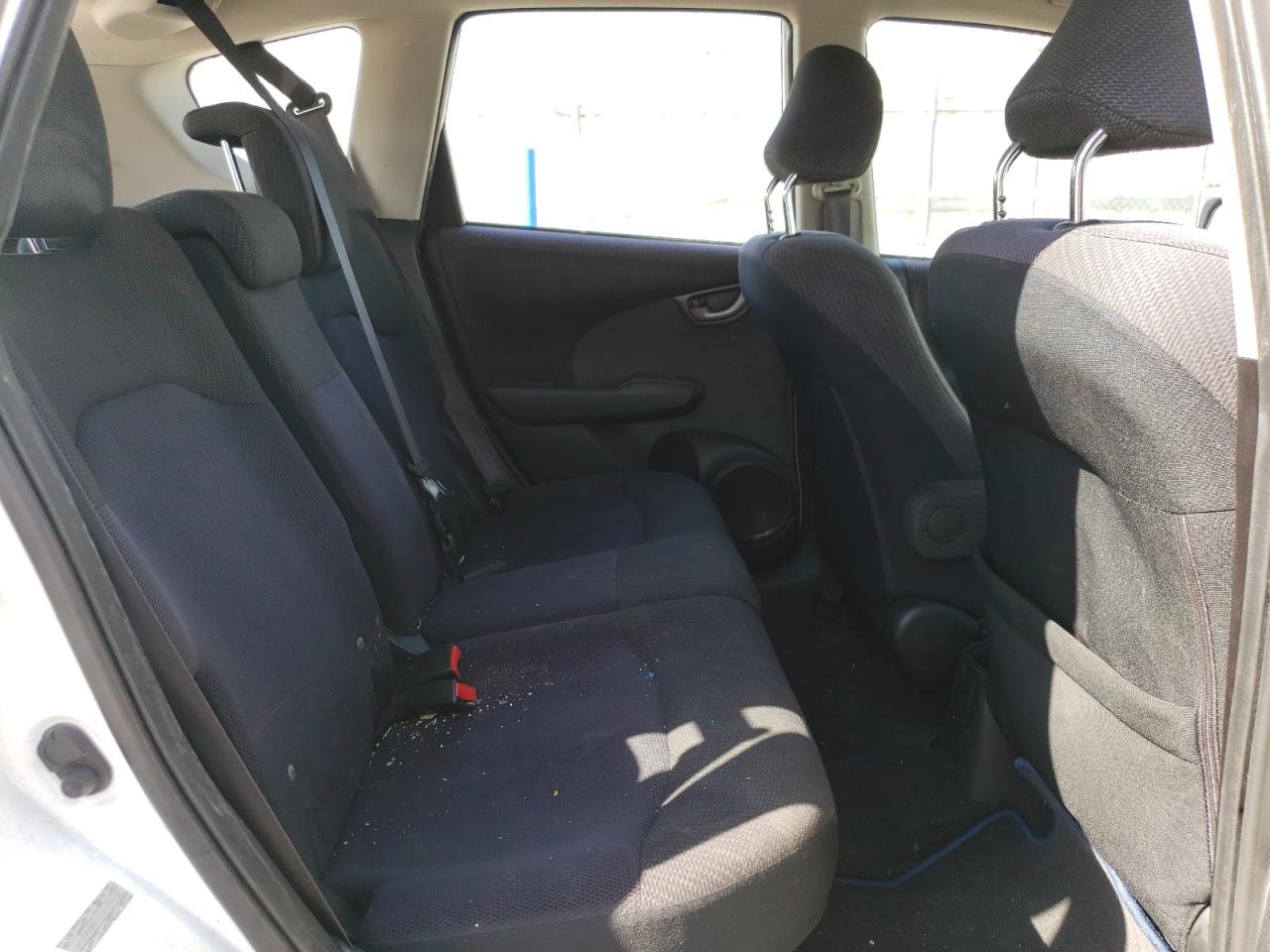2012 Honda Fit - Image 10