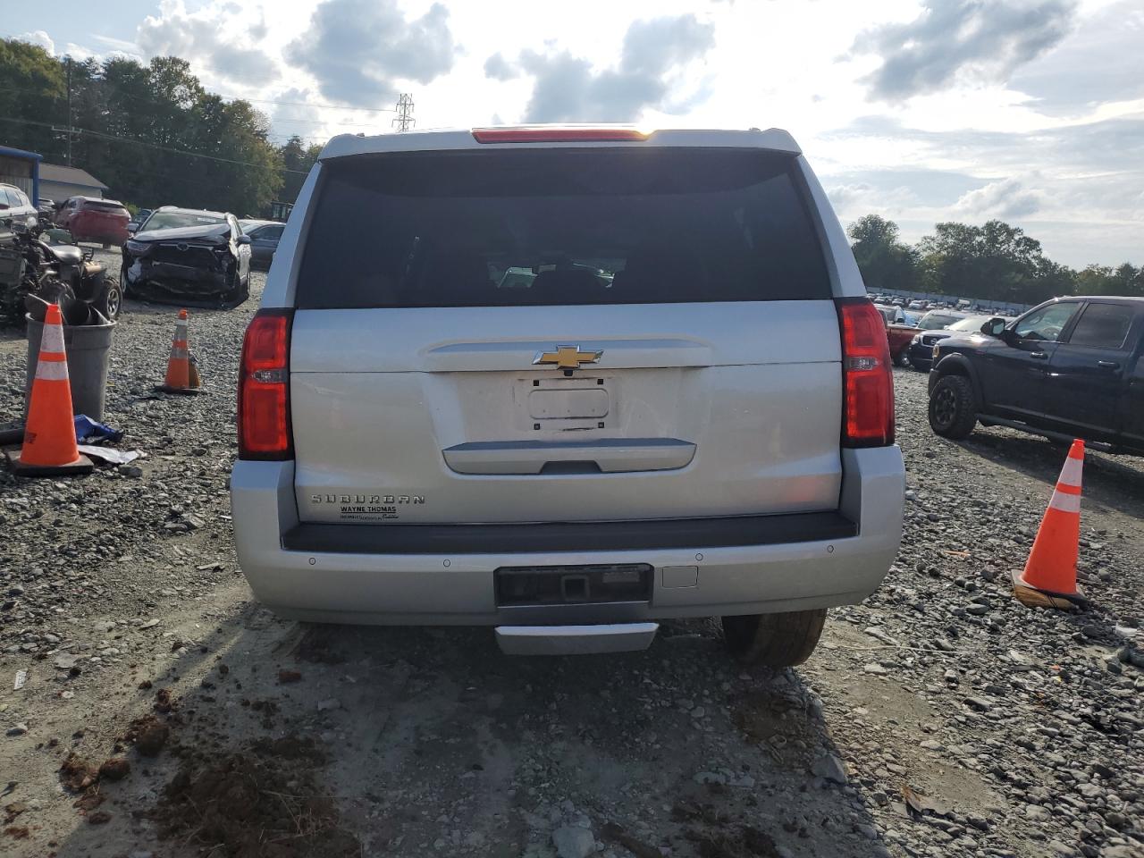 2018 Chevrolet Suburban K1500 Lt VIN: 1GNSKHKCXJR307866 Lot: 73316294