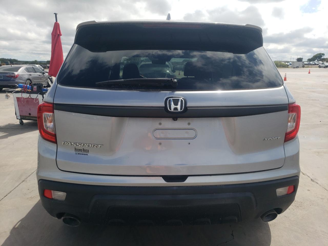 2019 Honda Passport Sport VIN: 5FNYF7H24KB009207 Lot: 71973894