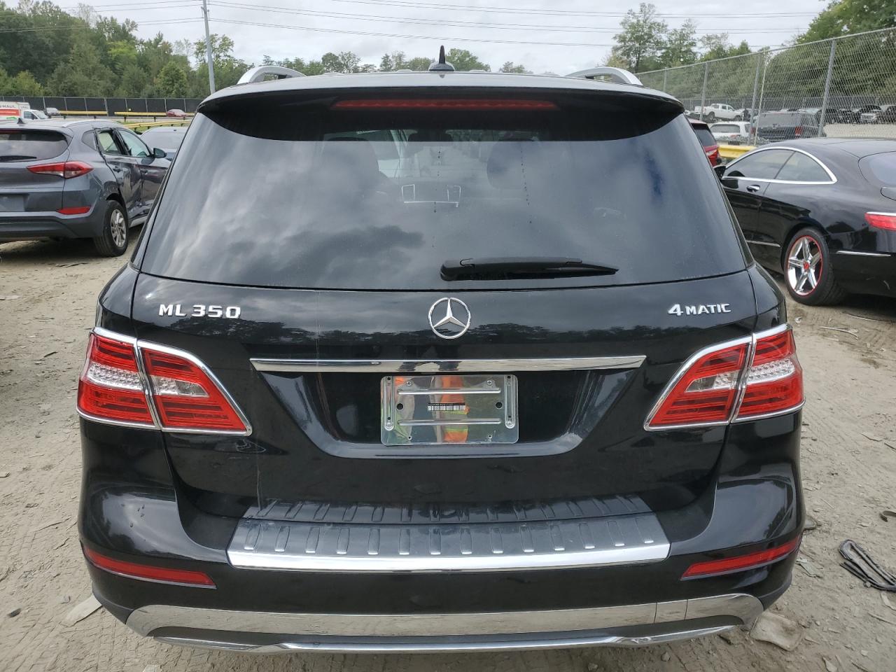 4JGDA5HB3CA027432 2012 Mercedes-Benz Ml 350 4Matic