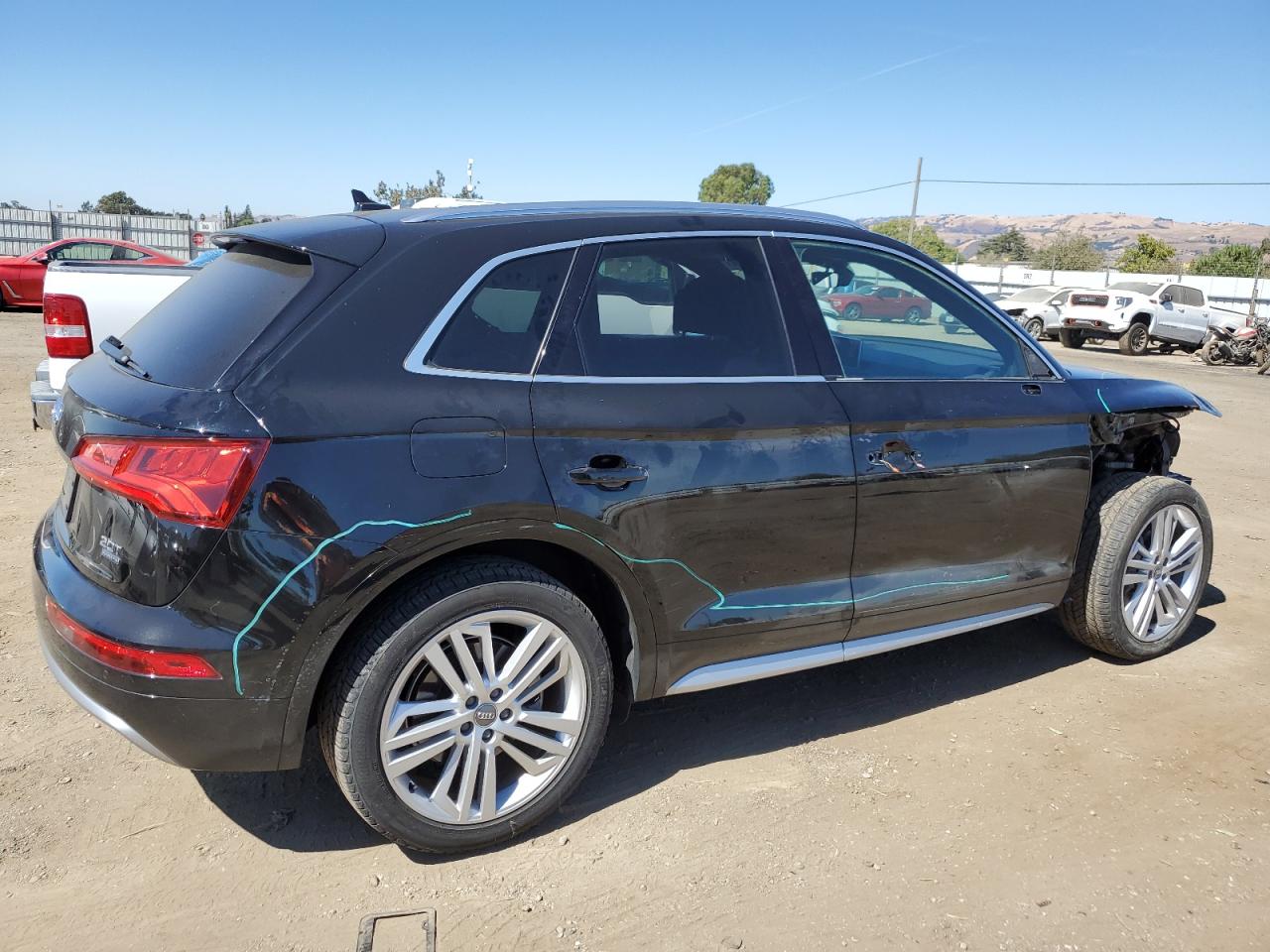 WA1BNAFY5J2240514 2018 Audi Q5 Premium Plus