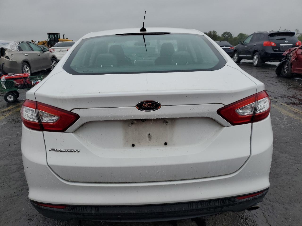 2019 Ford Fusion S VIN: 3FA6P0G75GR322805 Lot: 73640374