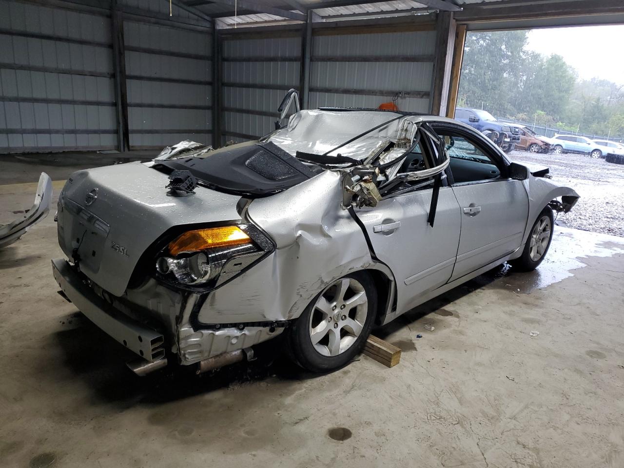 2009 Nissan Altima - Image 3