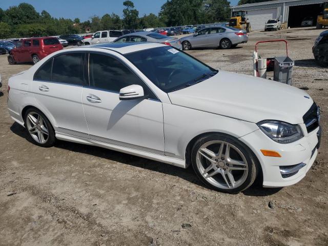  MERCEDES-BENZ C-CLASS 2013 White