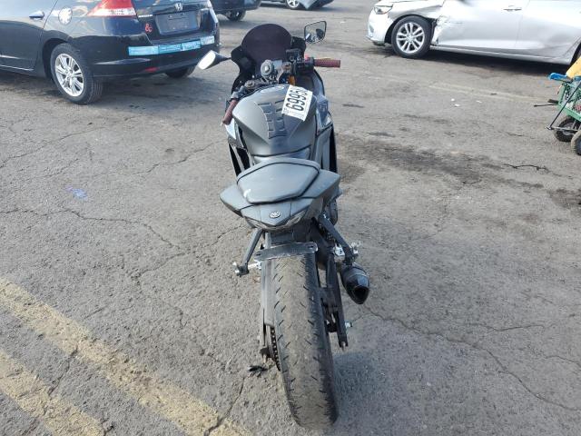2019 YAMAHA YZFR3 