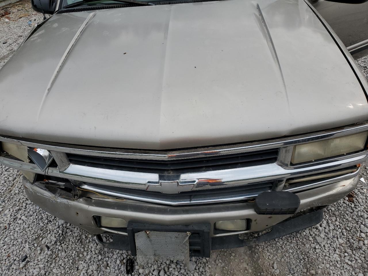 2000 Chevrolet Tahoe K1500 VIN: 1GNEK13R3YR154538 Lot: 72685974