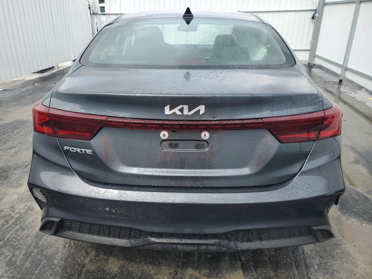 3KPF24AD8PE569015 2023 Kia Forte Lx