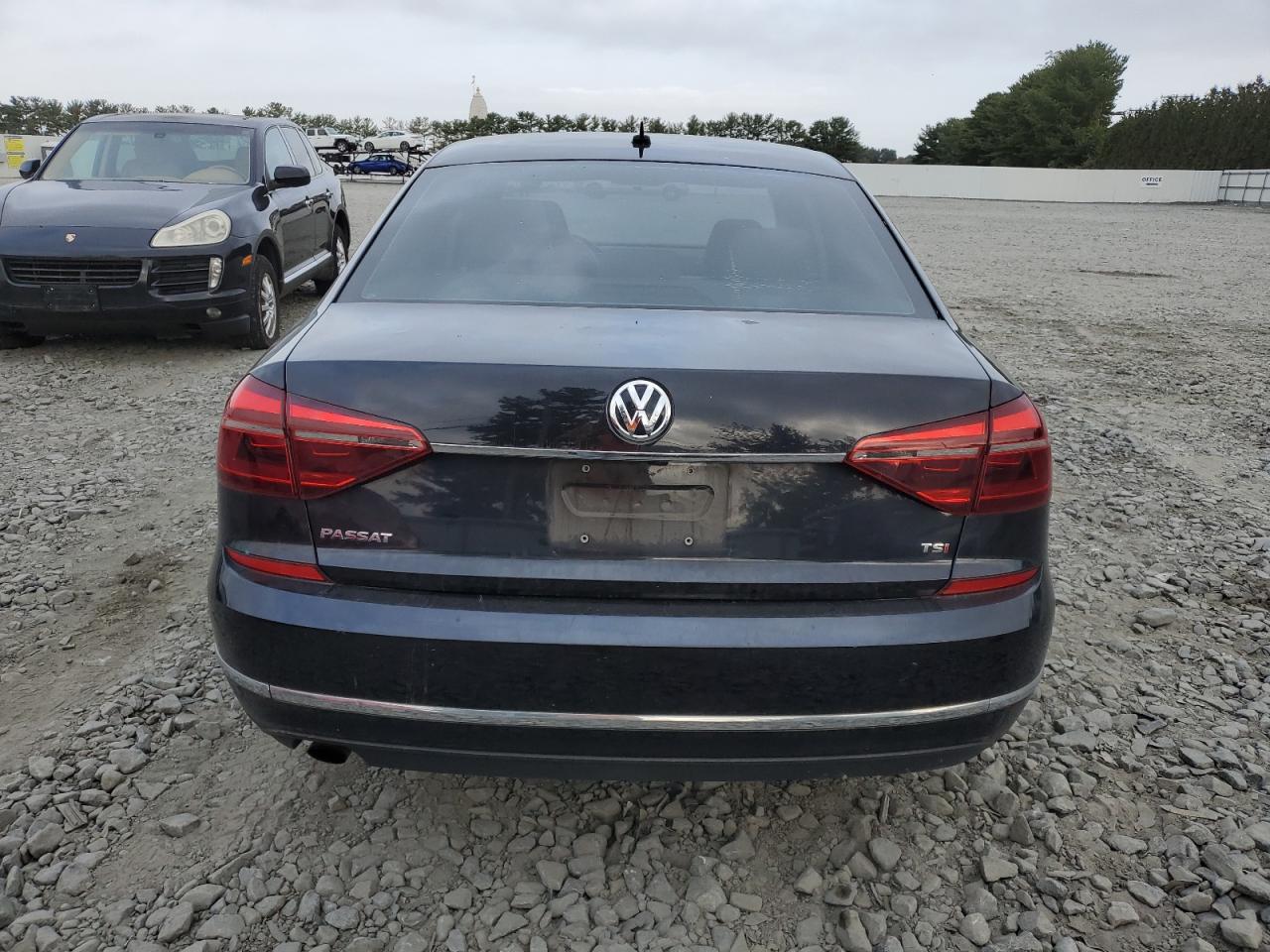 1VWAT7A3XHC013102 2017 Volkswagen Passat S