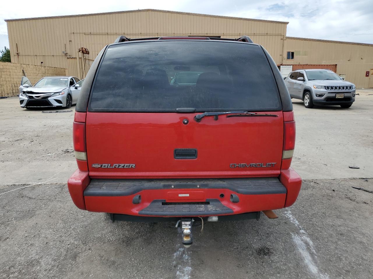 2000 Chevrolet Blazer VIN: 1GNDT13W6Y2169669 Lot: 70088314