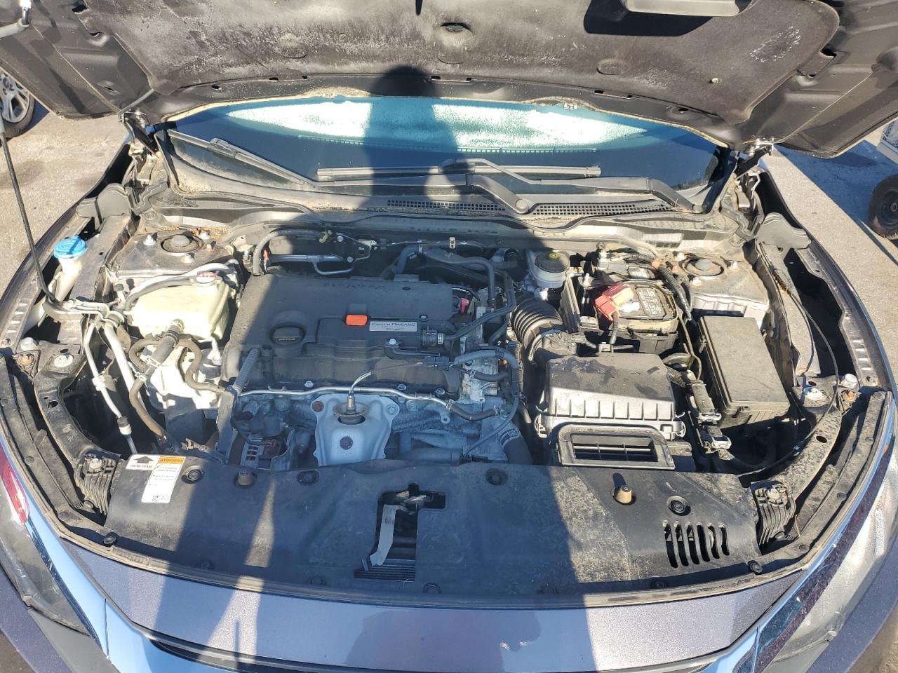 19XFC2F50JE204323 2018 Honda Civic Lx