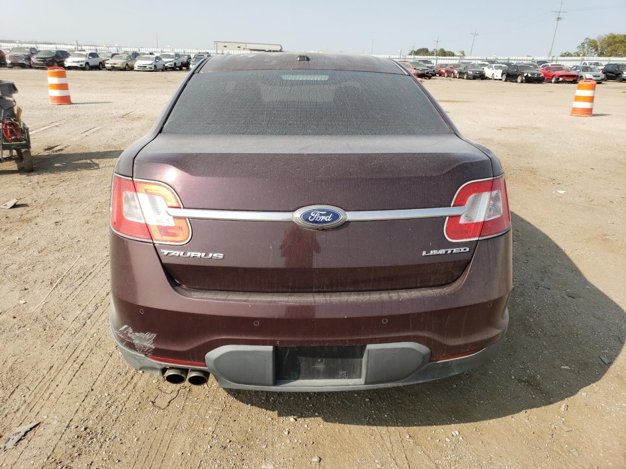 2011 Ford Taurus Limited VIN: 1FAHP2FW8BG113040 Lot: 71374244