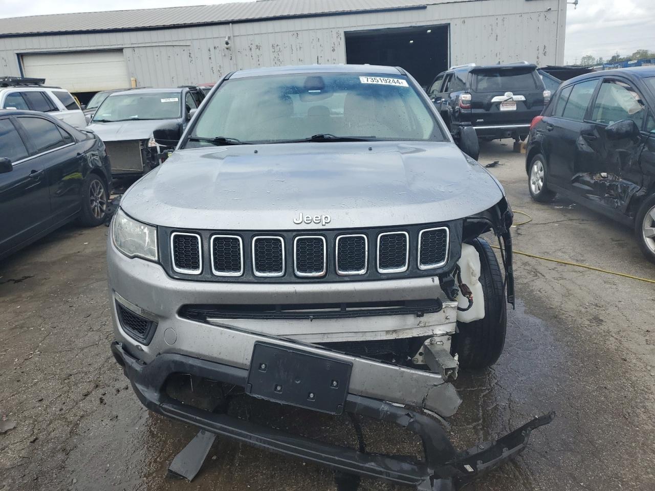 2019 Jeep Compass Sport VIN: 3C4NJDAB2KT664851 Lot: 73519244