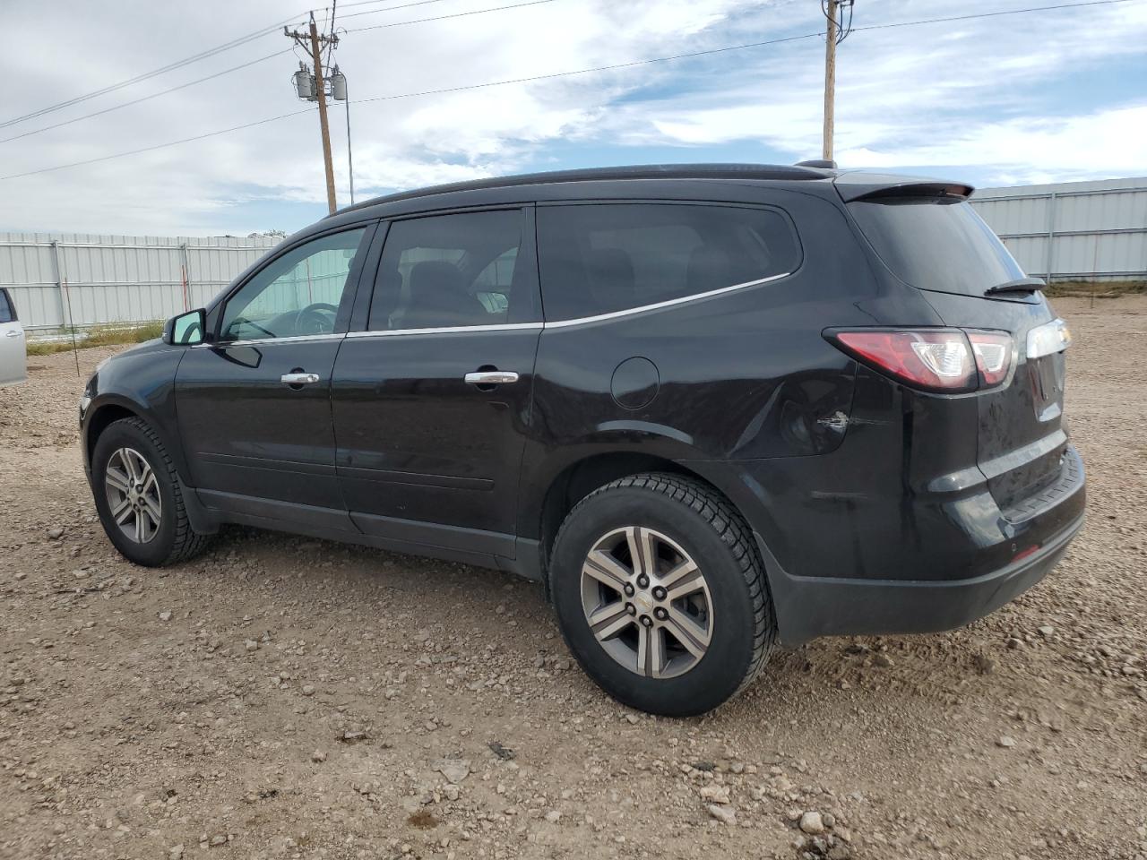 VIN 1GNKRHKD6GJ333649 2016 CHEVROLET TRAVERSE no.2