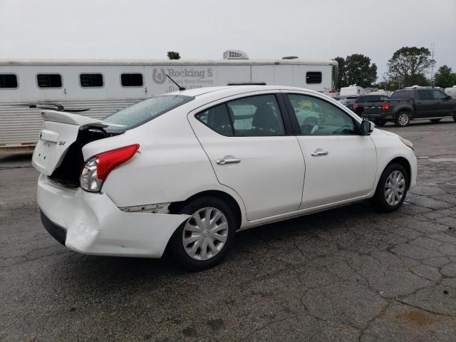  NISSAN VERSA 2017 Белы