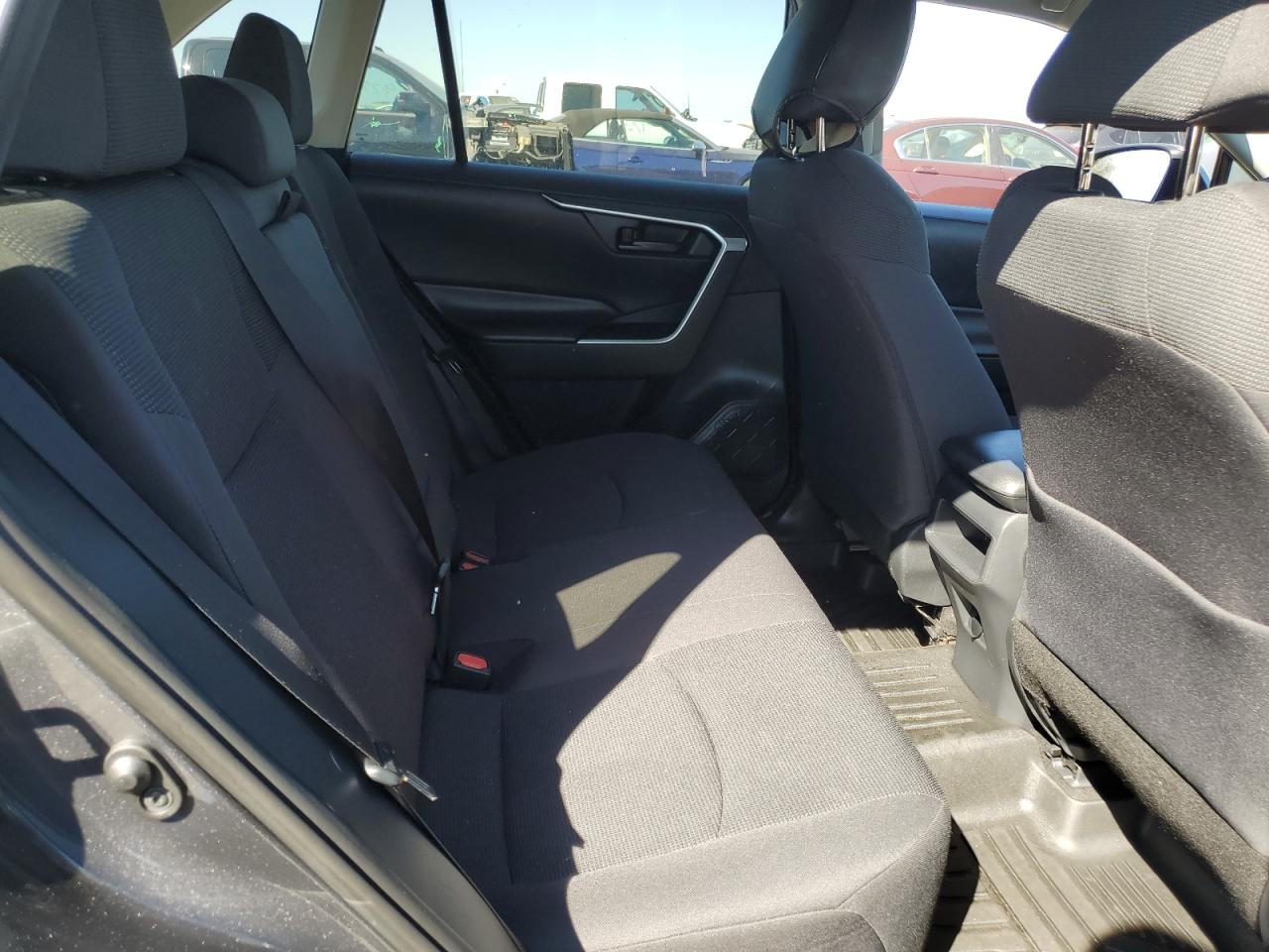 2019 Toyota RAV 4 - Image 11