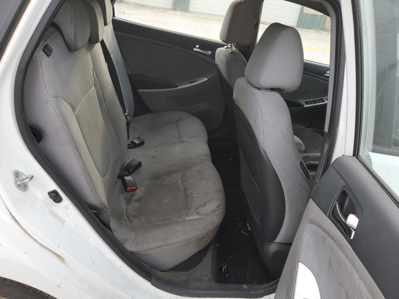 KMHCU5AE1DU106444 2013 Hyundai Accent Gls