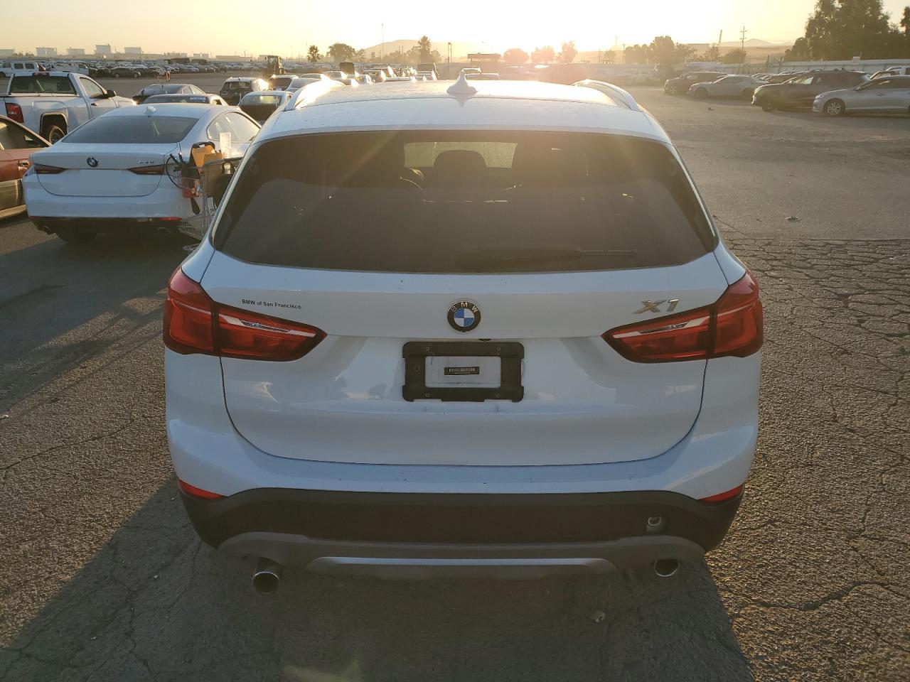 WBXHU7C34J5H45768 2018 BMW X1 Sdrive28I