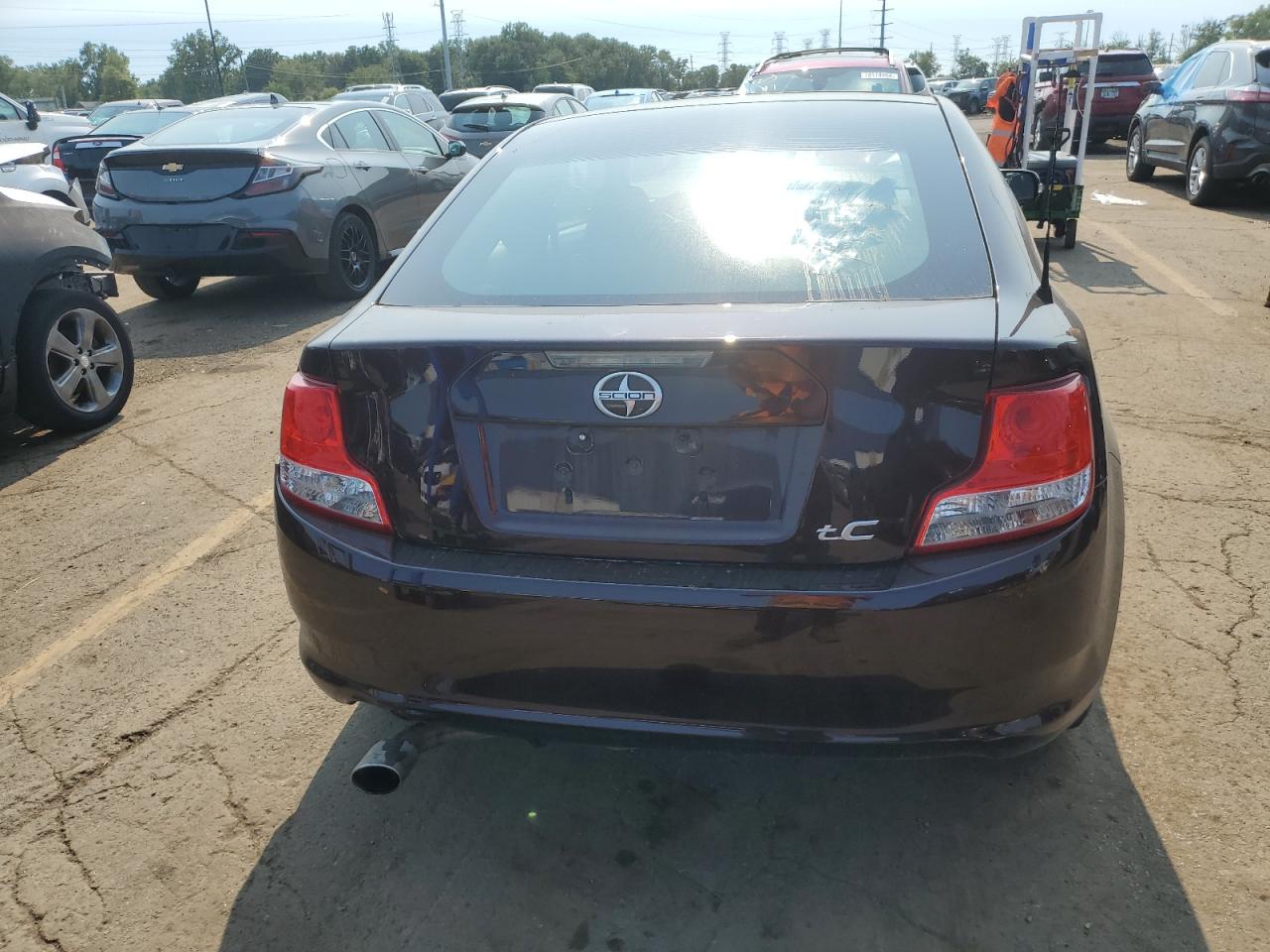 JTKJF5C78B3021035 2011 Toyota Scion Tc